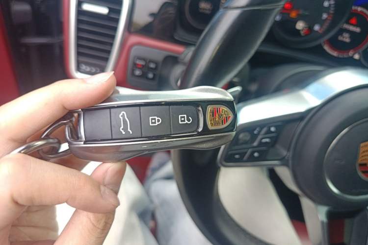 Used Porsche Cayenne 2018 Cayenne 3.0T