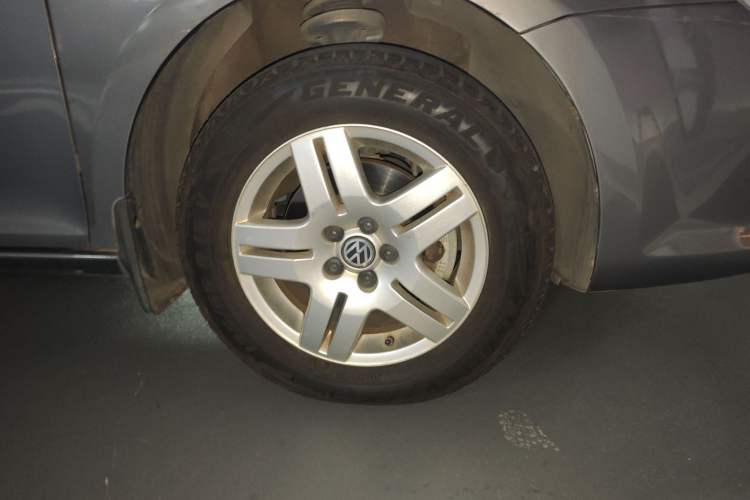 Used Volkswagen Bora 2011 1.6L Automatic Fashion Edition
