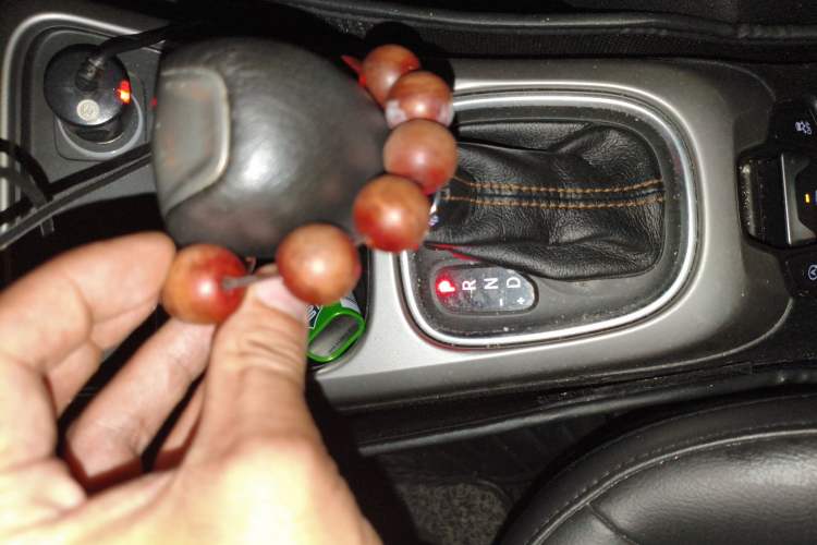 Used Jeep Compass 2017 200T Automatic Enjoyment Version Gear Lever