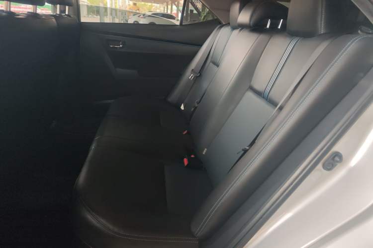 Used Toyota Levin 2018 Dual-Engine 1.8H GS-V E-CVT Prestige Version China VI Standard
