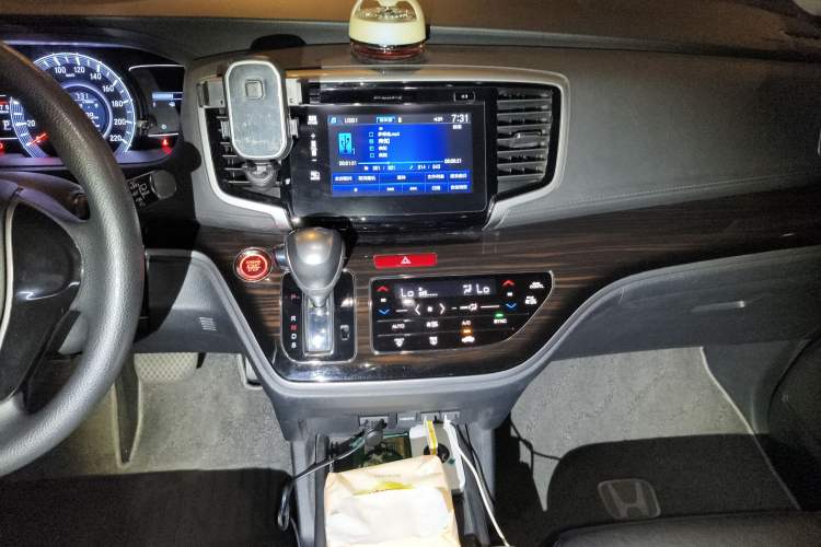 Used Honda Odyssey 2018 2.4L Luxury Edition
