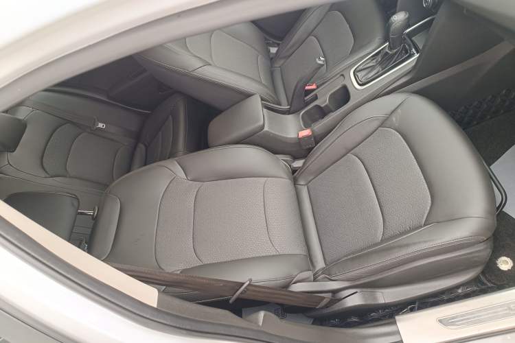 Used Chevrolet Cavalier 2016 1.5L Automatic Xinyue Edition Right Front Seat