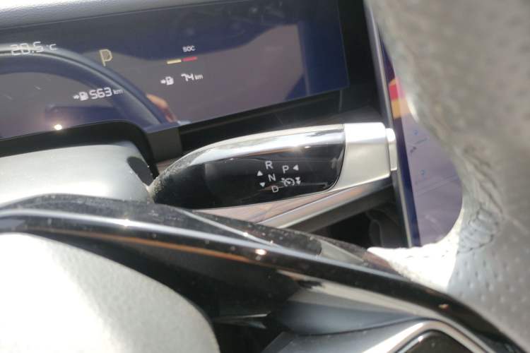 Used NETA S 2022 Extended-Range Version 1160 km Range Rear-Wheel Drive Mid-Grade