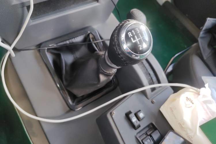 Used BAW Warrior 2021 2.4T Three-Door Four-Wheel Drive Short Wheelbase Gasoline Version China VI Emission Standard Gear Lever