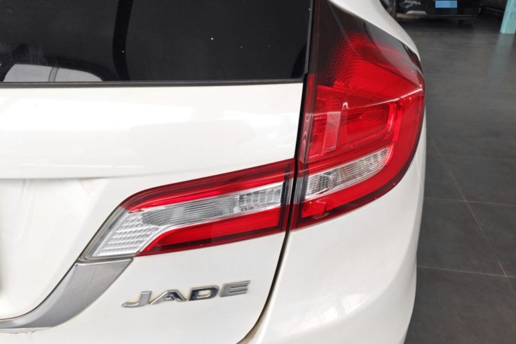 Used Honda Jade 2017 1.8L automatic Comfort version 5 seats Right Rear Taillight