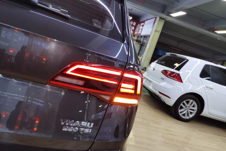 Used Volkswagen Tharu 2020 280TSI Two-Wheel Drive Luxury Plus Version China VI Standard
