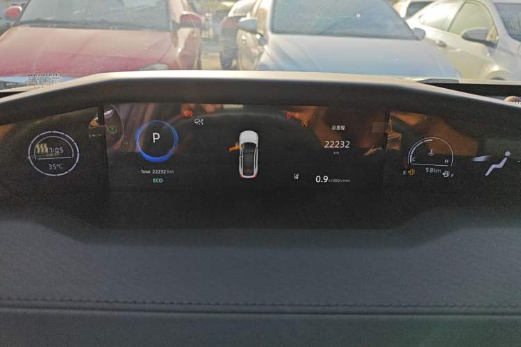 Used CHANGAN UNI-V 2023 1.5T Sport Edition Instrument Cluster