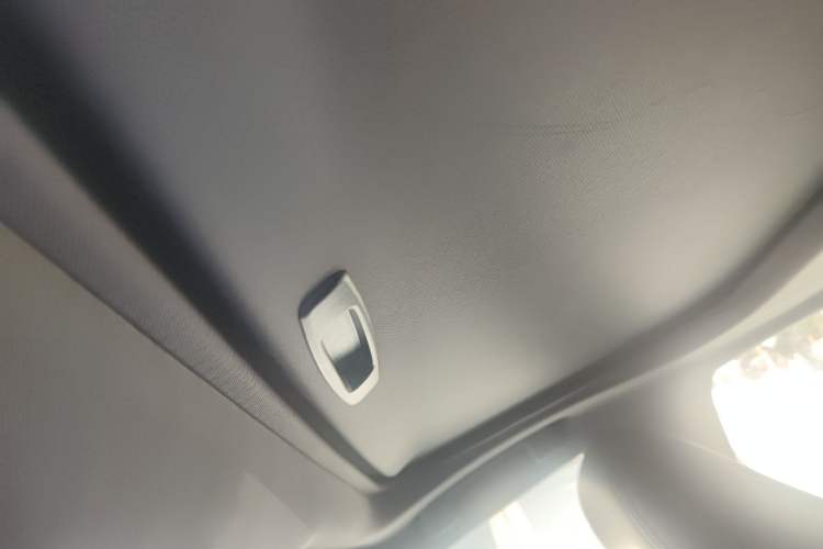 Used Toyota Avalon 2019 2.0L Ambition Edition China VI
