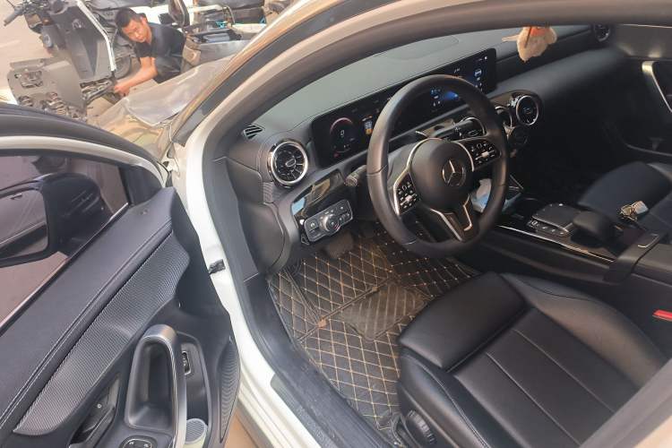 Used Mercedes-Benz A-Class 2020 Restyled A 180 L Sport Sedan Interior 3