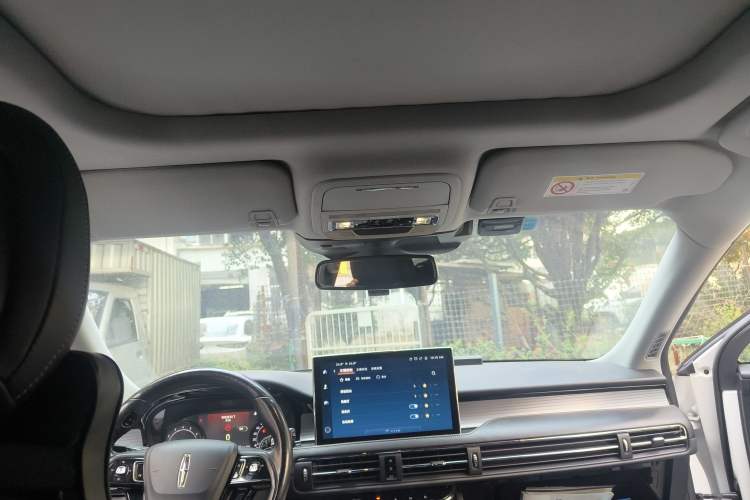 Used Lincoln Corsair 2021 2.0T Two-Wheel Drive Deluxe Edition
