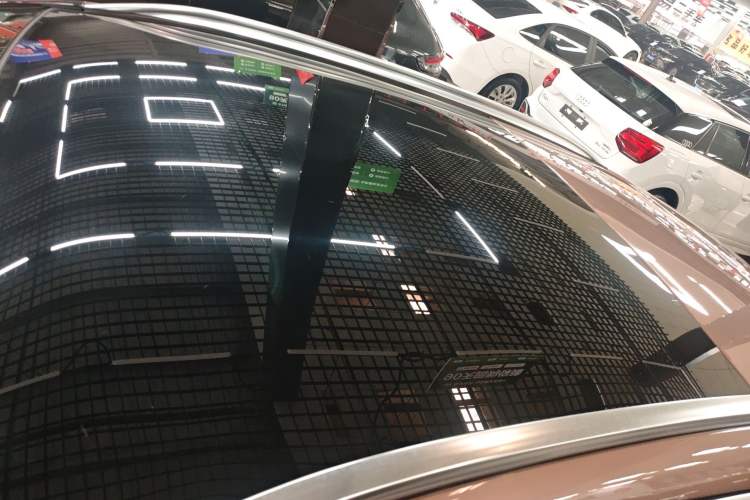 Used Infiniti QX30 2018 1.6T Two-Wheel Drive Extreme Edition Roof