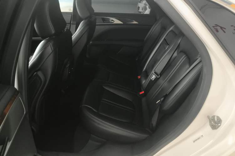 Used Lincoln MKZ 2020 2.0T Deluxe Edition
