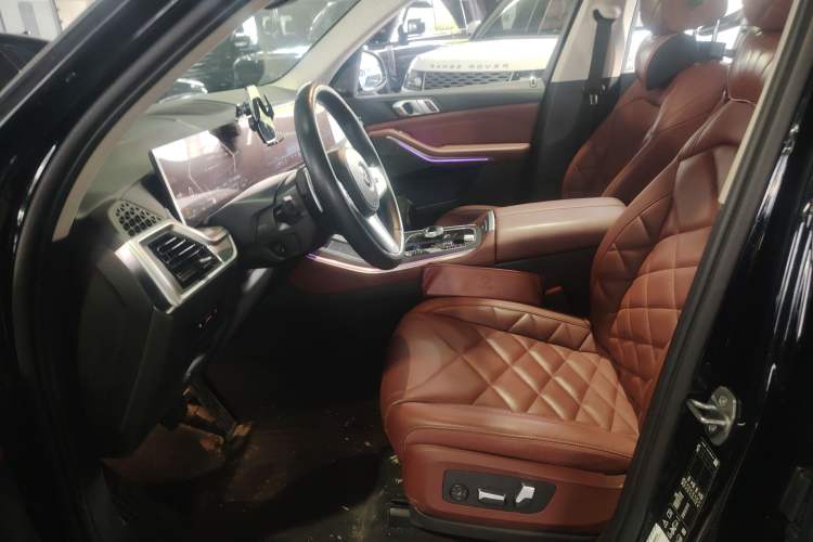 Used BMW X5 2023 xDrive 30Li M Sport Package
