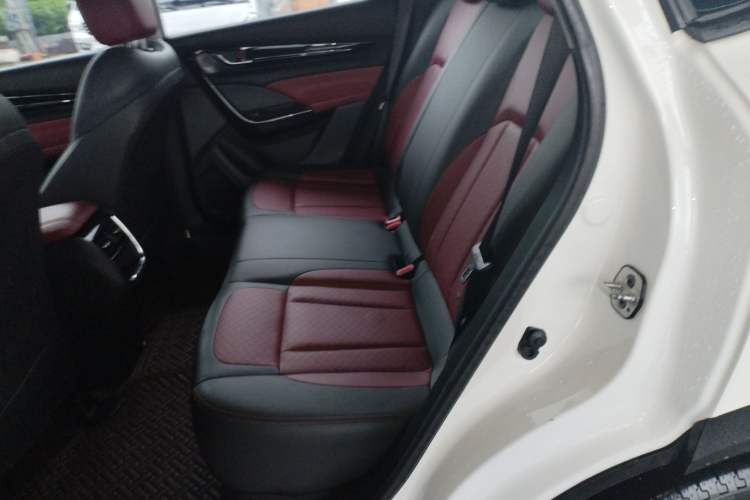 Used Dongfeng Aeolus AX7 2022 Mach Edition 1.5T DCT DF41 Left Rear Seat