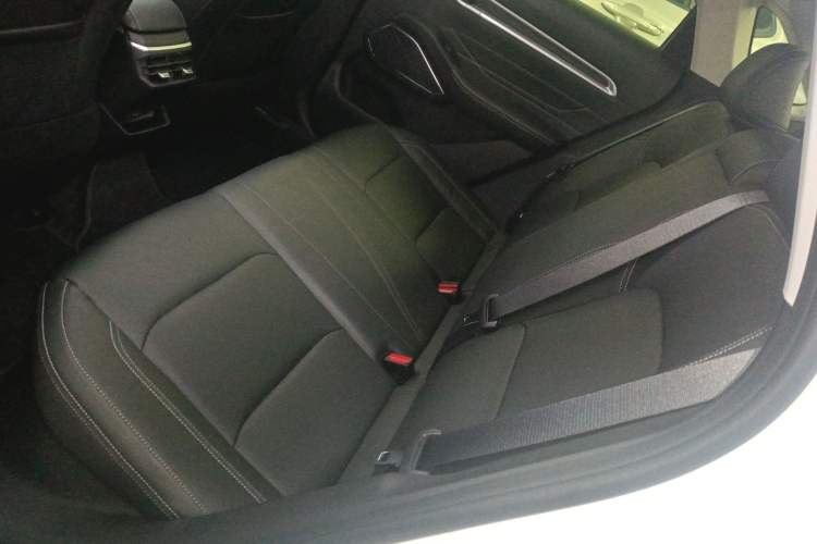 Used Geely Auto Emgrand 2022 4th Generation 1.5L CVT Luxury Model