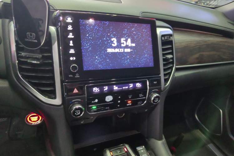 Used Honda UR-V 2017 370TURBO Four-Wheel Drive Prestige Edition China V Audio And AC Panel