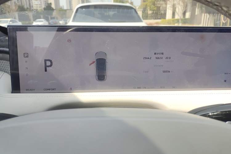 Used IM LS7 2023 100kWh Lux Rear-Drive Version