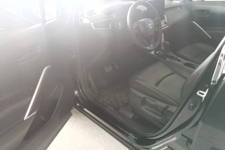 Used Toyota Corolla Cross 2023 2.0L Elite Edition
