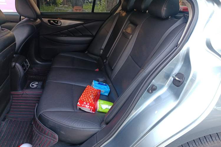 Used Infiniti Q50 2014 3.7L Comfort Edition Left Rear Seat