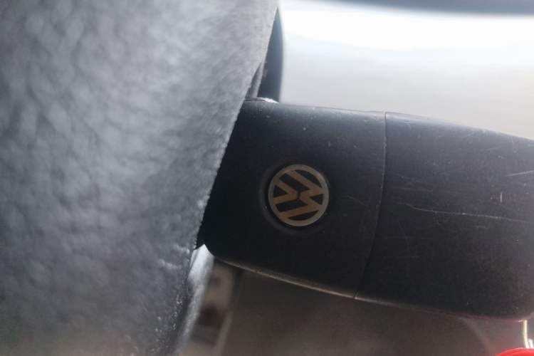 Used Volkswagen Lavida 2013 Restyled Classic 1.6L Manual Comfort Edition