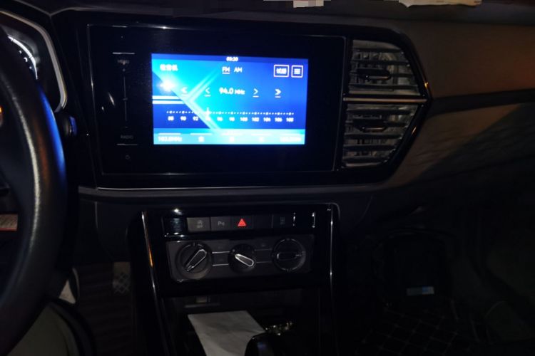 Used Jetta VS7 2020 1.4T Automatic Entry-Level Trim Audio And AC Panel