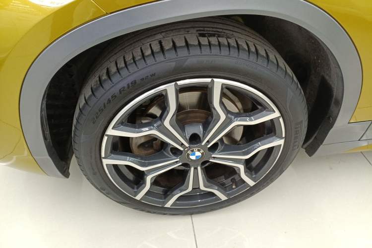 Used BMW X2 2019 sDrive25i Luxury Model with M Off-Road Package China VI Emission Standard
