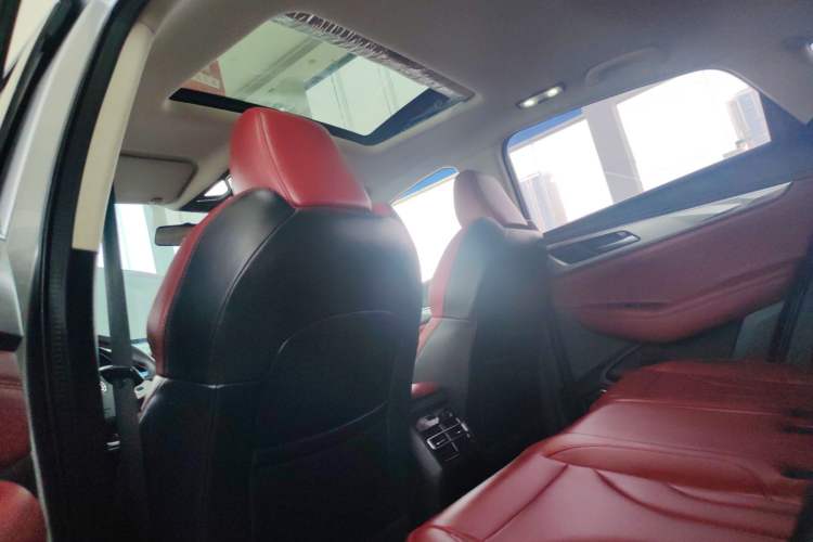 Used Changan CS85 COUPE 2021 1.5T DCT Luxury Edition
