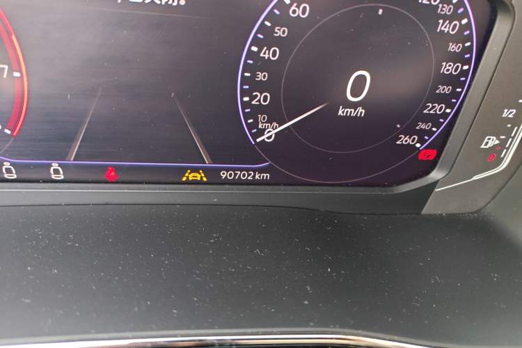 Used Volkswagen Viloran 2020 380TSI Prestige Edition Odometer Close Up