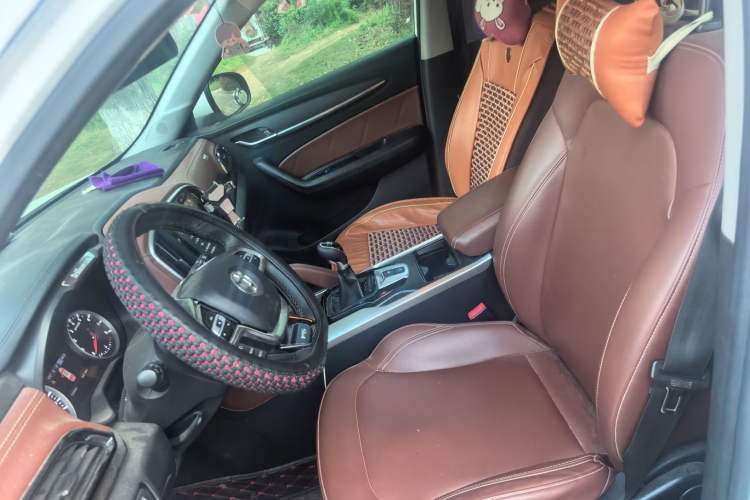 Used Brilliance V6 2018 1.5T Manual Luxury Model Left Front Seat