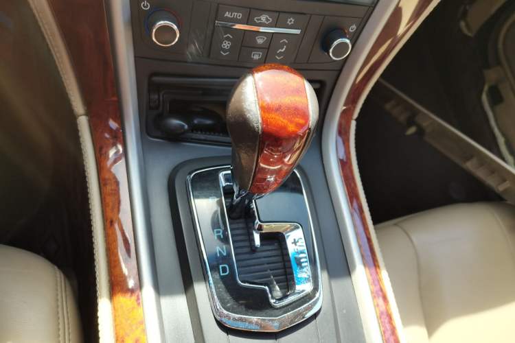 Used Cadillac SLS Seville 2011 2.0T Luxury Edition