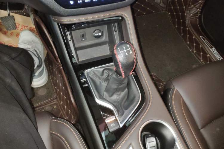 Used Changan CS35PLUS 2018 1.6L Manual Cool Edition China V Standard