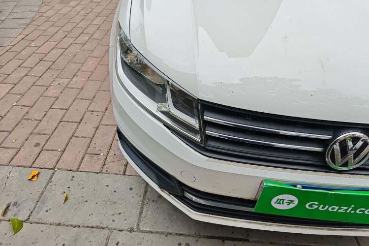 Used Volkswagen Santana 2019 1.5L Automatic Fashion Edition China VI Right Front Headlight