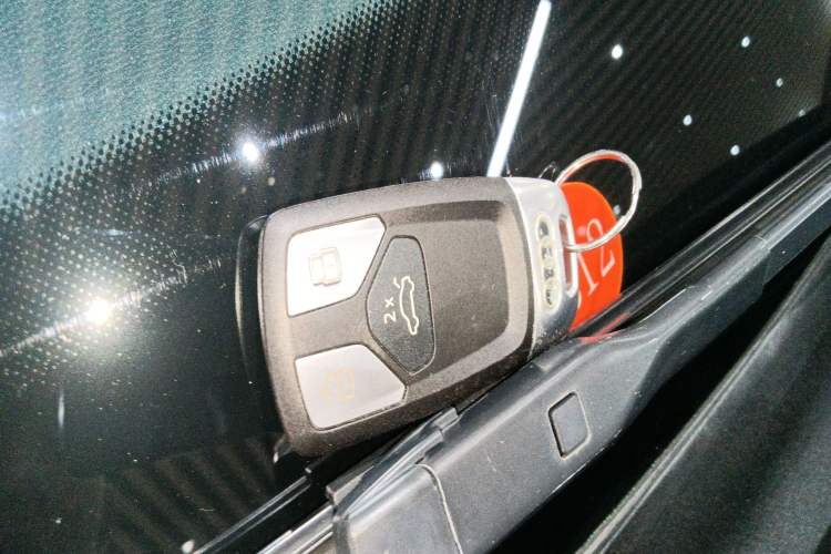 Used Audi Q5L 2020 40 TFSI Prestige Fashion Edition Vehicle Key
