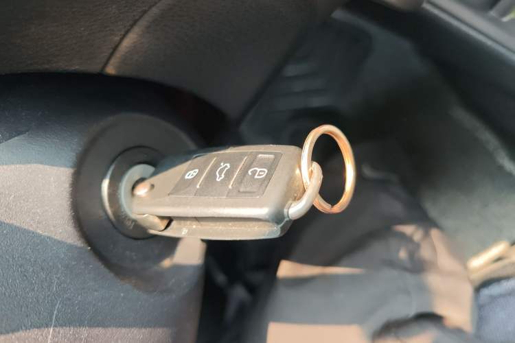 Used Toyota YARiS L Zhi Xuan 2021 X-Trail 1.5L CVT Leading Edition
