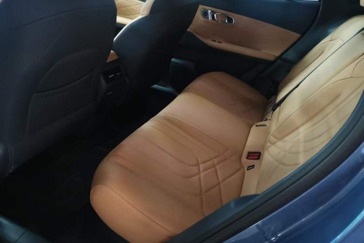 Used Geely Galaxy Xingjian 7 EM-i 2025 120km Flagship Edition