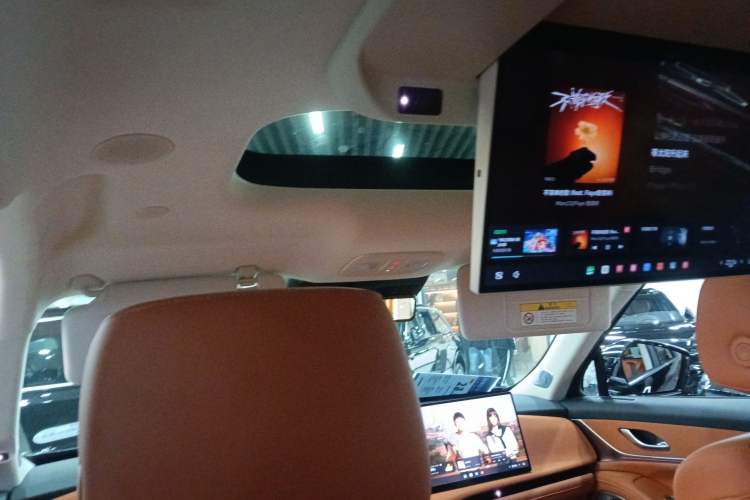 Used Wey Lanshan 2025 Four-Wheel Drive Ultra