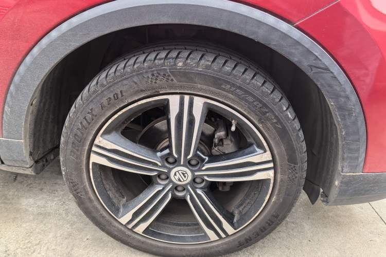 Used MG ZS 2017 16T Automatic Prestige Edition Right Front Wheel Hub