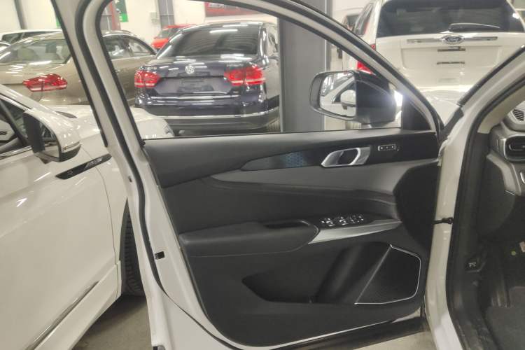 Used Lynk & Co 01 EM-P 2019 1.5T PHEV Pro