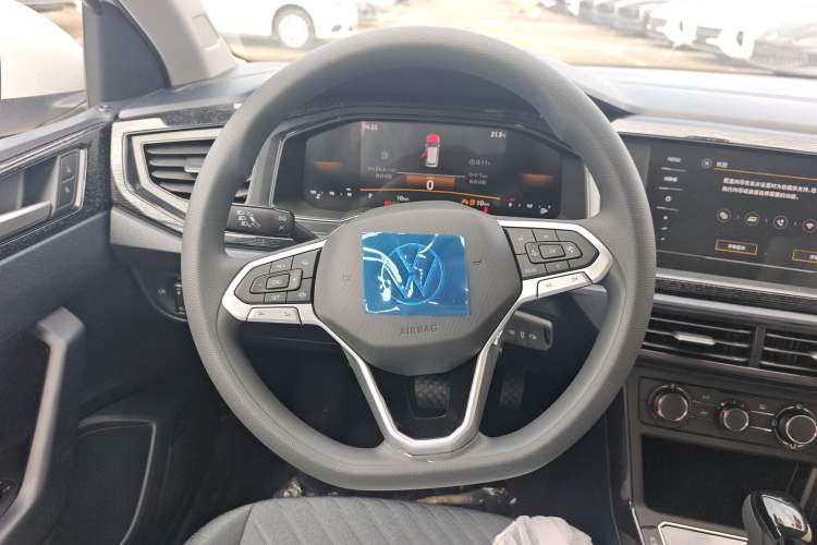 Used Volkswagen Lavida 2025 New Sharp 1.5L Outstanding New Edition Steering Wheel