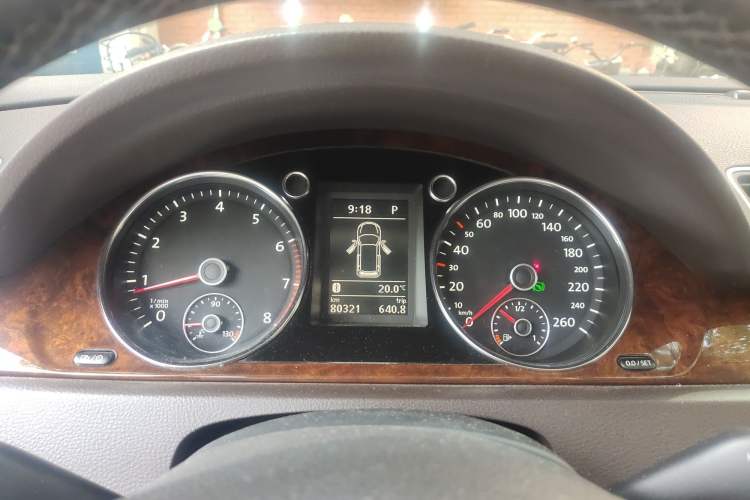 Used Volkswagen Magotan 2012 Travel Edition 2.0 TSI Luxury Version
