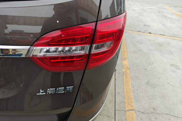 Used Buick GL8 2014 3.0L GT Luxury Business Haoya Edition
