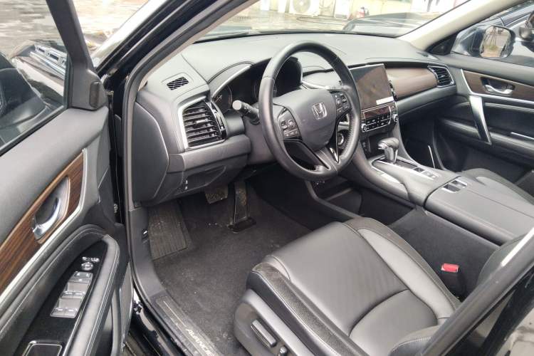 Used Honda Avancier 2017 240TURBO Two-Wheel Drive Comfort Version