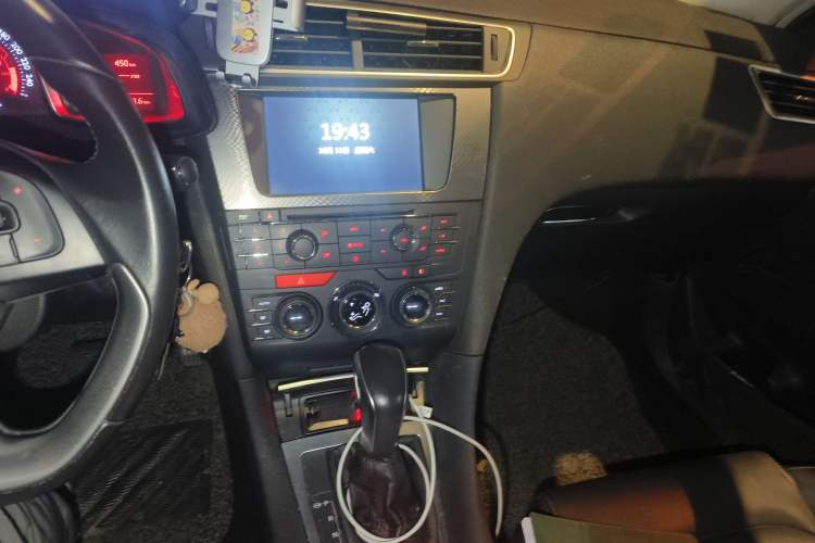 Used DS 4S 2016 1.6T Automatic Smart Edition THP160
