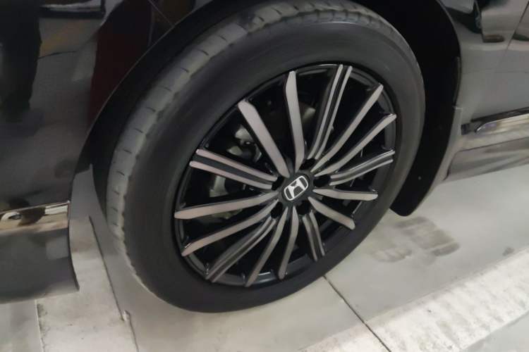 Used Honda Elysion 2024 2.0L eHEV Luxury Edition