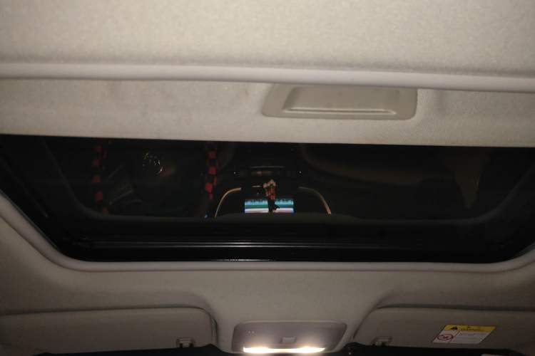 Used Buick GT 2016 15N Automatic Elite Edition Headliner