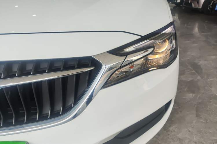 Used Buick GL6 2019 18T 5-Seater Connected Luxury Version China V Standard
