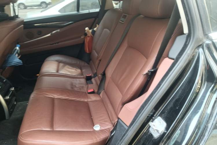 Used BMW 5 Series GT 2014 535i Leading Model Left Rear Seat