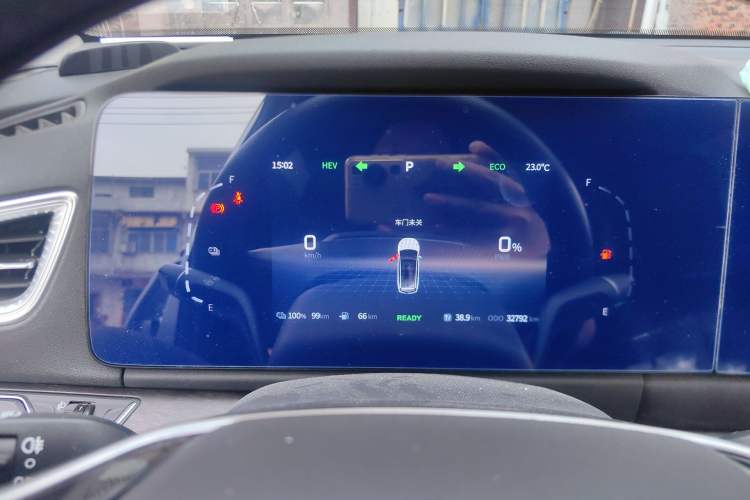 Used Landian E5 2024 Honor Edition 100KM Comfort Model 7 Seats