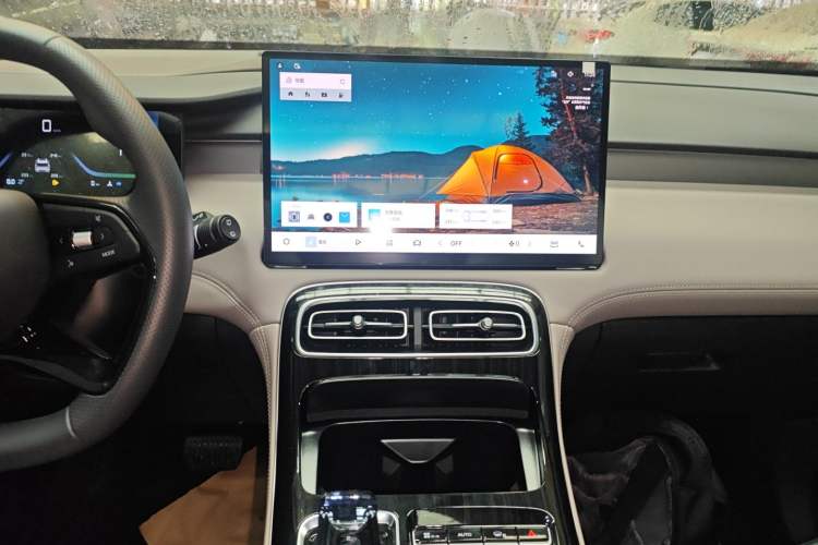 Used Geely Auto FX11 2025 4th Generation 1.5TD DCT – The Start