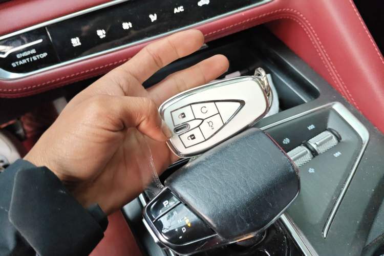 Used CHANGAN CS75 PLUS 2020 2.0T Automatic Pilot Version Vehicle Key